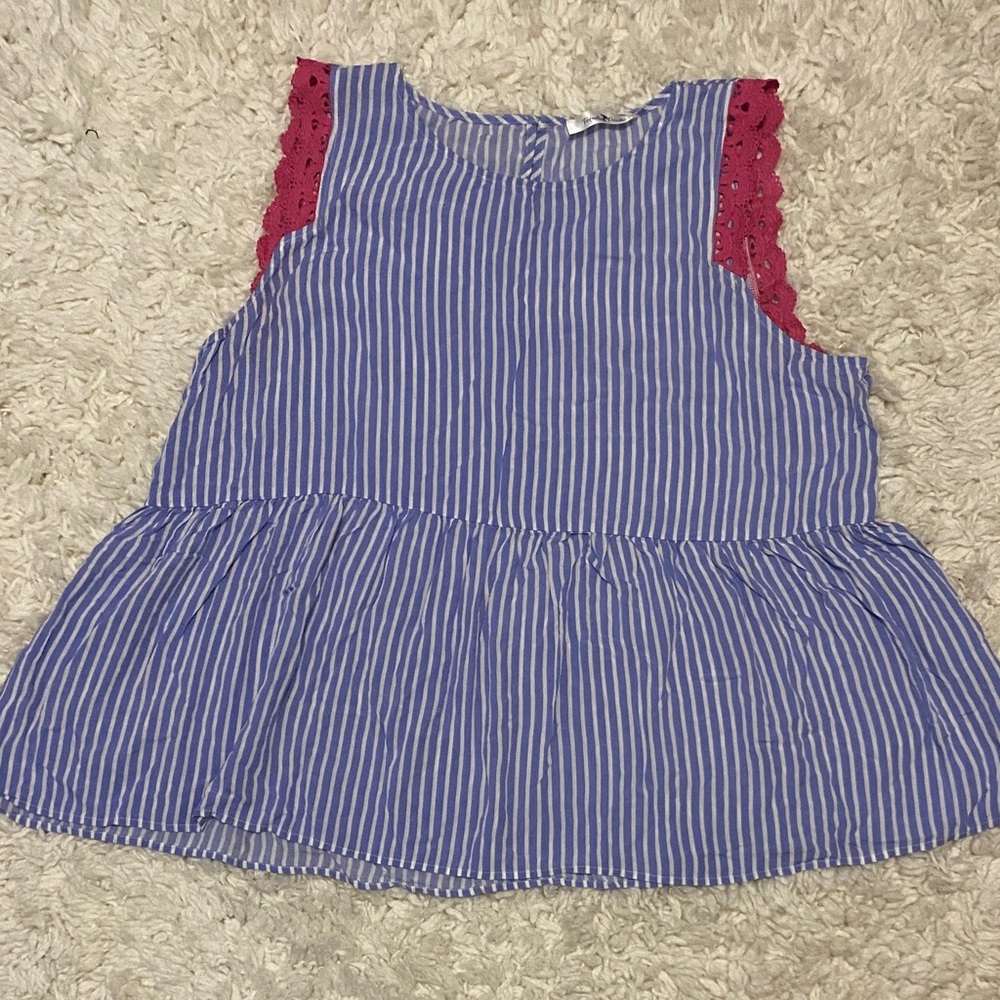 Perfectly Priscilla women’s size large sleeveless summer striped top